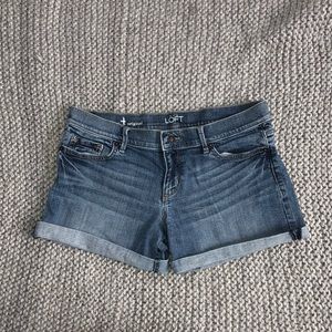 The Loft 4 inch seam denim shorts